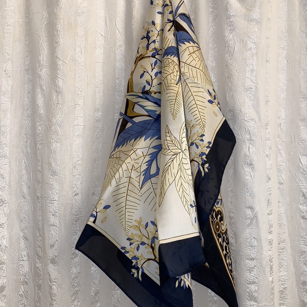 Stunning Silk-like scarf! Incredible quality!